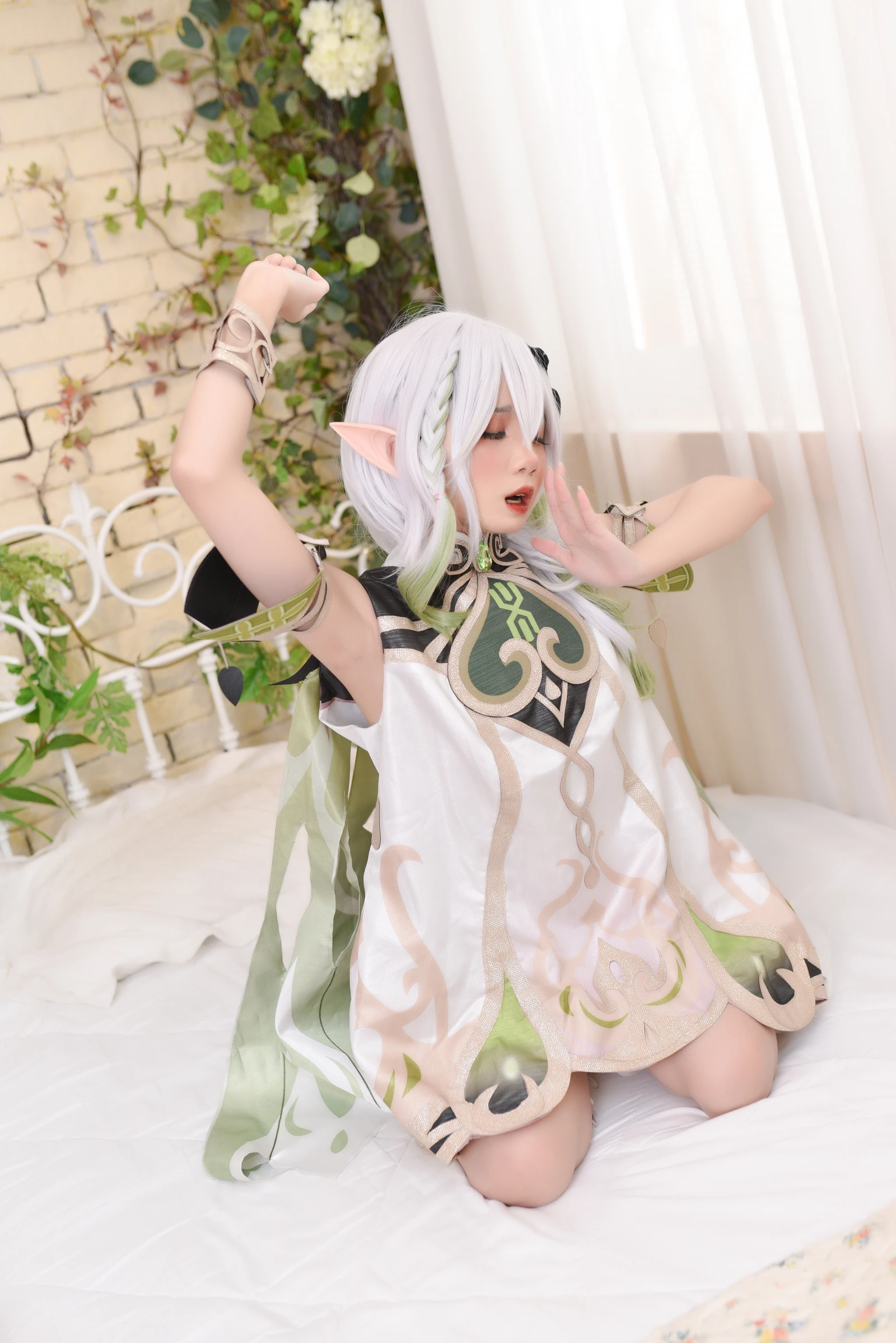 Nahida美女动漫博主性感Cosplay写真PoppaChan