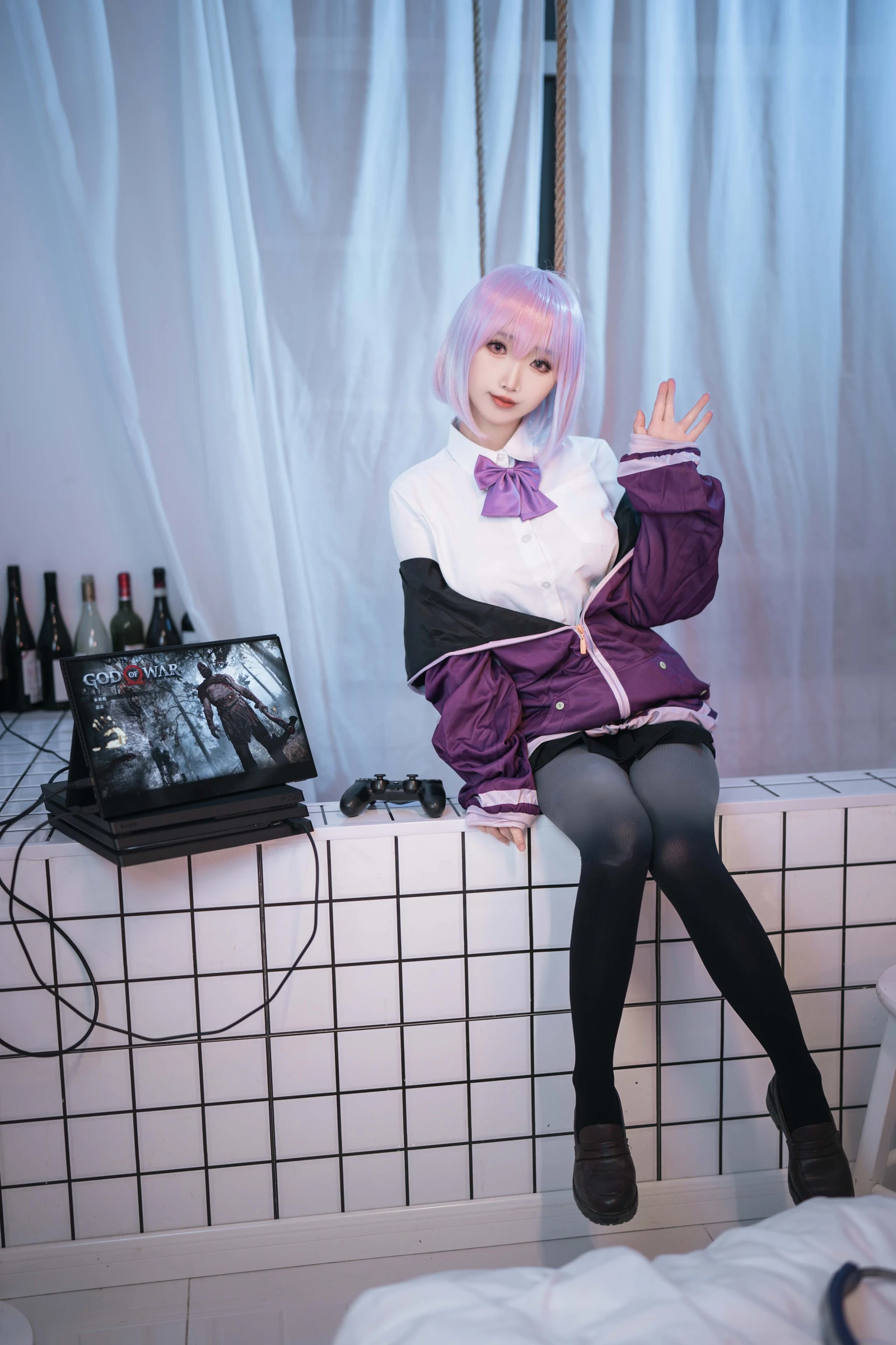 新条茜美女动漫博主性感Cosplay写真面饼仙儿